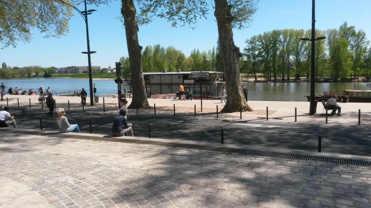 Appart La Gabare - Face Loire Quai Du Chatelet Orléans Exteriör bild